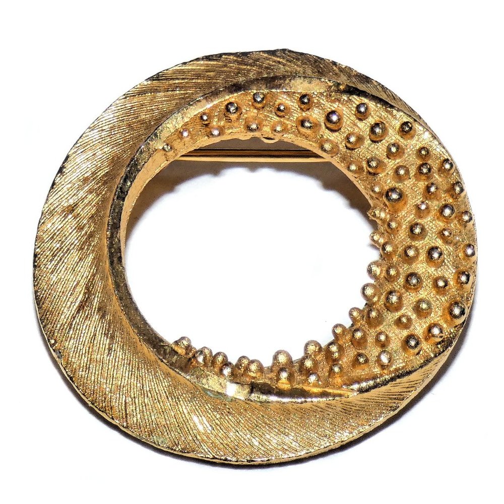 Signed MAMSELLE Round Wreath Brooch Vintage